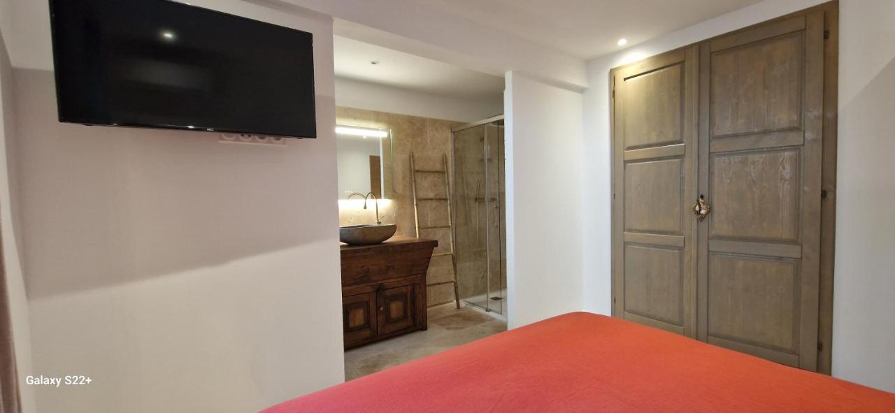 A Pasturella, Jacuzzi Spa Venzolasca Habitación foto