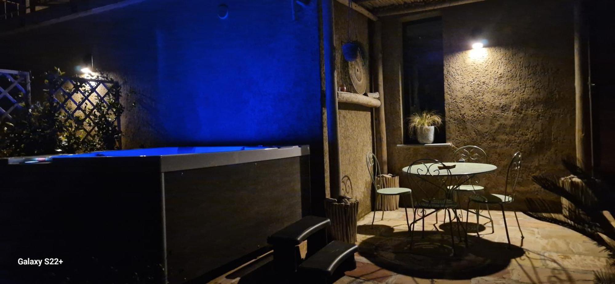 A Pasturella, Jacuzzi Spa Venzolasca Exterior foto